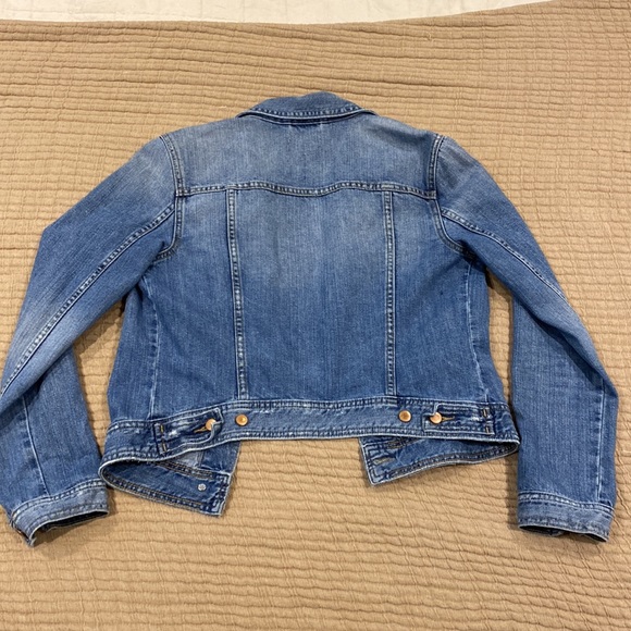 Gap Distressed Denim Jacket - Picture 6 of 6